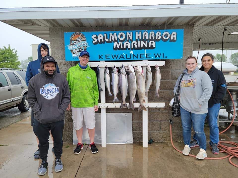 Lake Michigan Charter Fishing |  6 HR Private Trip